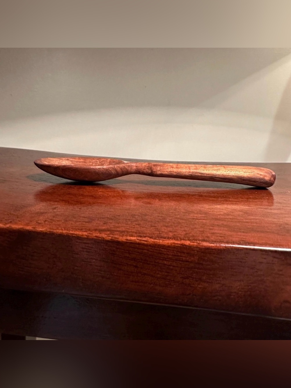 Hand carved small wooden spoon - Picture 4 of 4